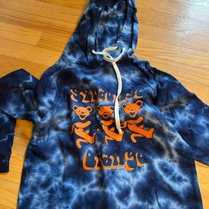 Syracuse Grateful Dead cropped hoodie. Tie dye blue. Never worn. Size small